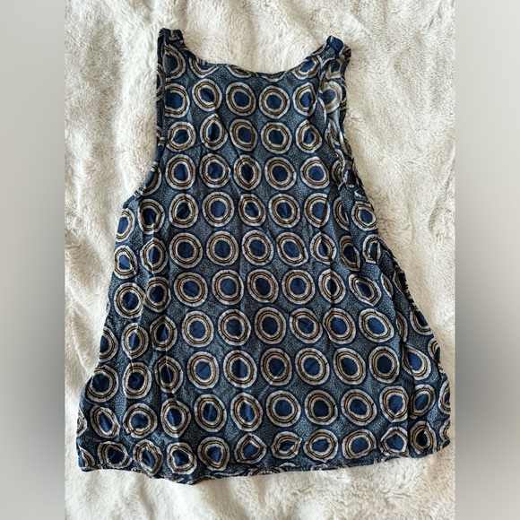 H&M Tank Top - Picture 2 of 3